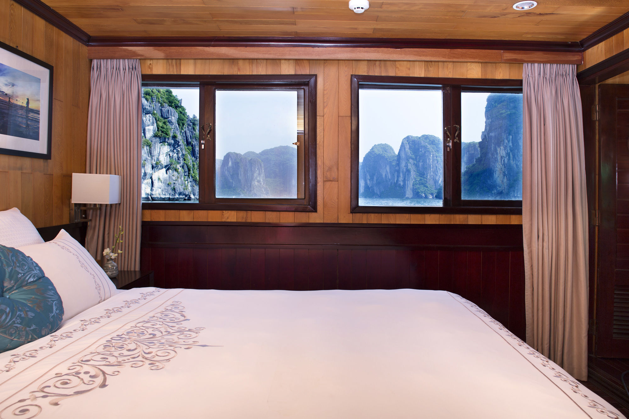 Aphrodite Cruise Hạ Long Exterior foto